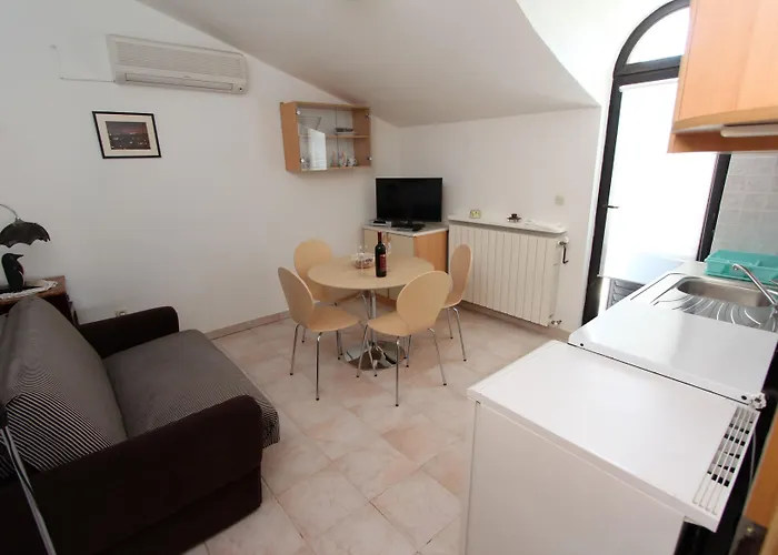 Milena Apartment *